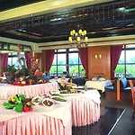 Maritim Hotel 4*