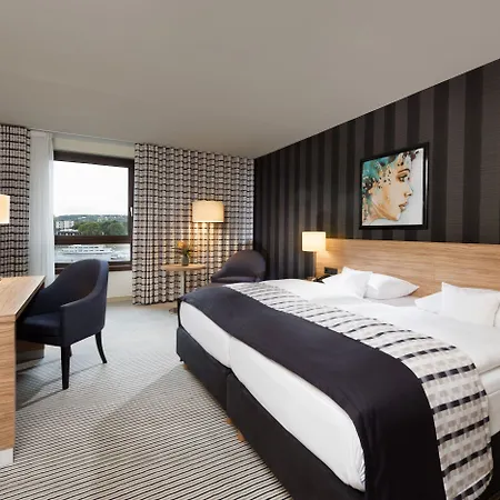 玛丽蒂姆柯尼希斯温特酒店 柯尼希斯温特