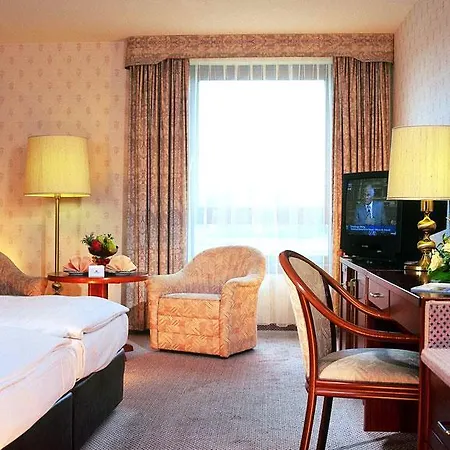 Maritim Hotel 4*
